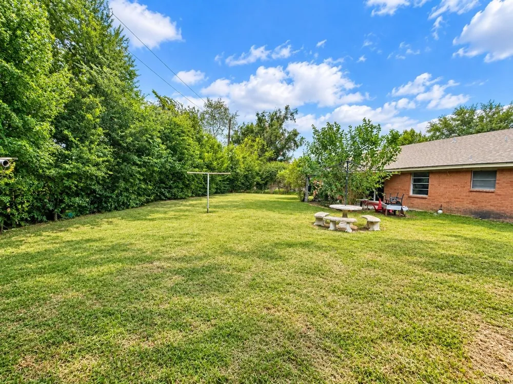 10807 Safeguard Street Houston, TX 77047