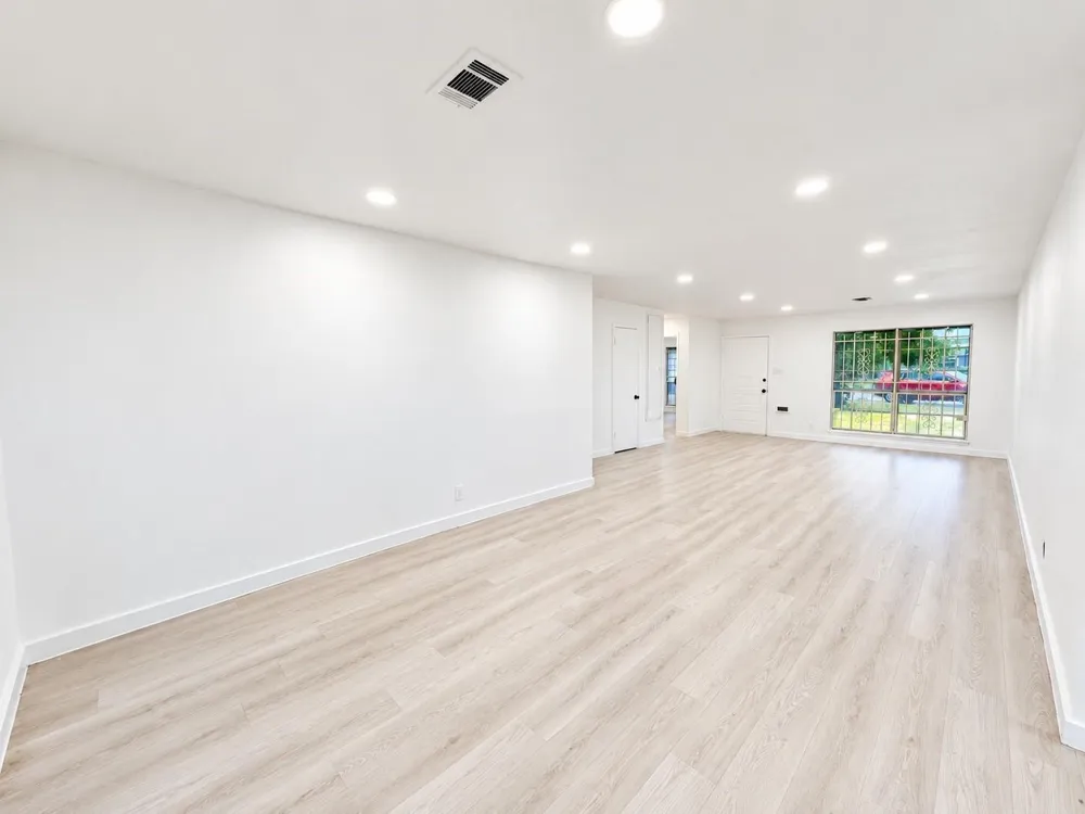 10807 Safeguard Street Houston, TX 77047