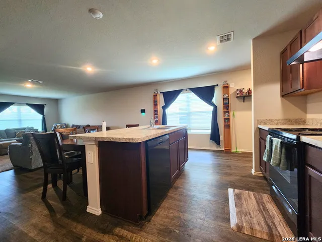 3473 Canyon Seguin, TX 78155