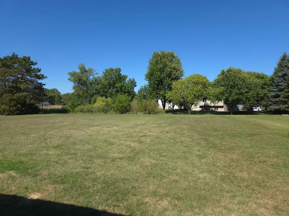 495 Vadnais Road Vadnais Heights, MN 55127