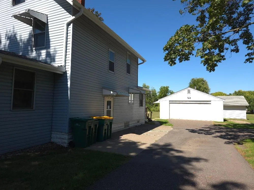 495 Vadnais Road Vadnais Heights, MN 55127