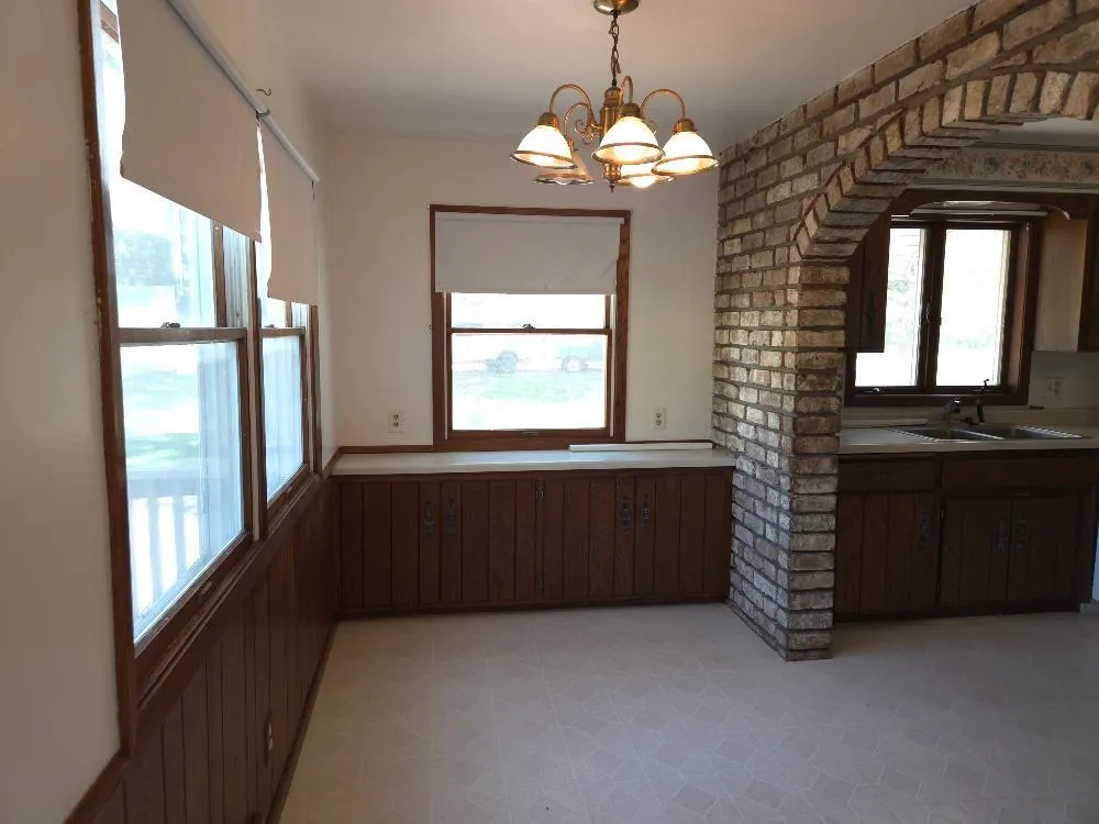 495 Vadnais Road Vadnais Heights, MN 55127