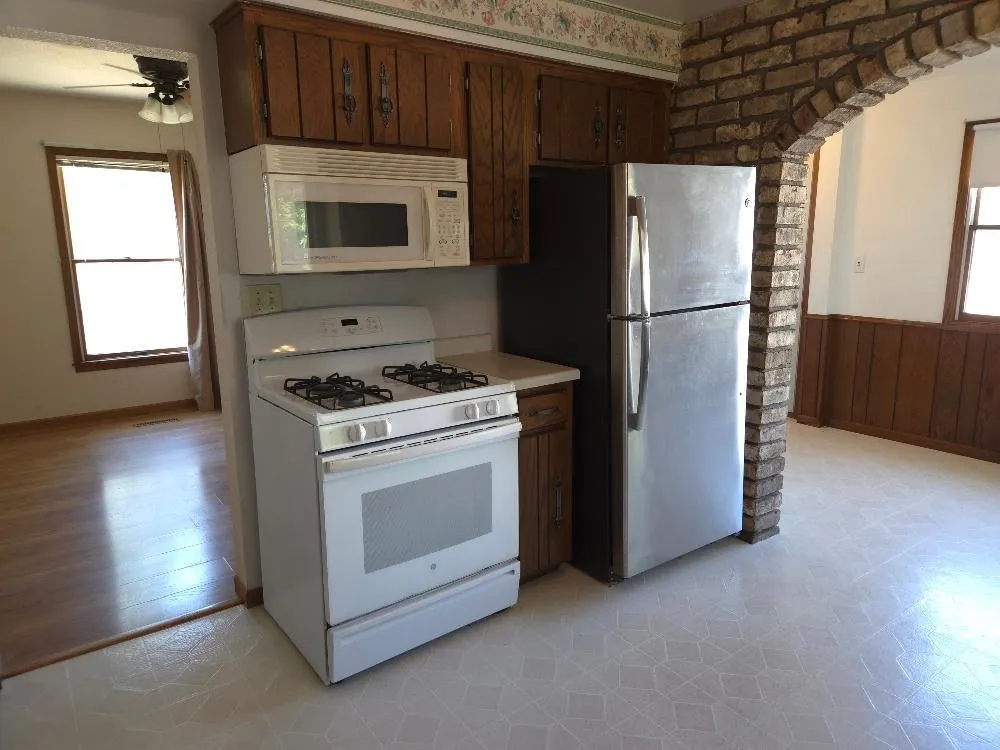 495 Vadnais Road Vadnais Heights, MN 55127