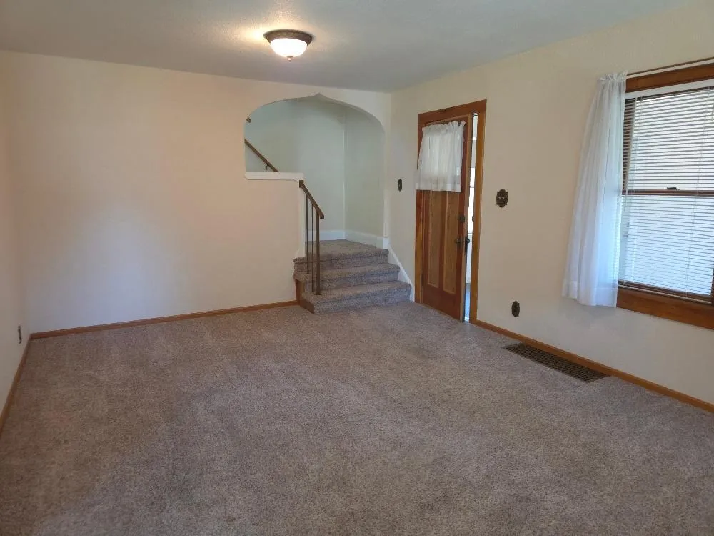 495 Vadnais Road Vadnais Heights, MN 55127