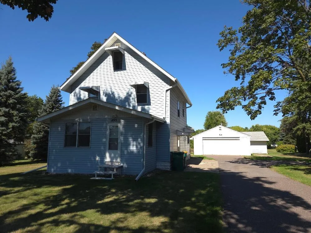 495 Vadnais Road Vadnais Heights, MN 55127