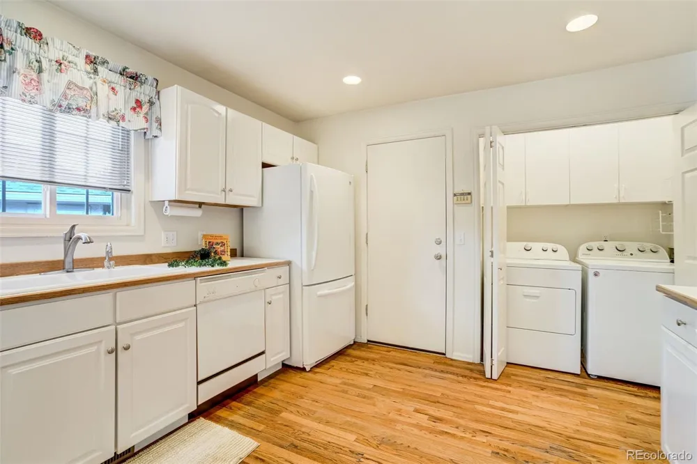 3157 Soaring Bird Circle Colorado Springs, CO 80920