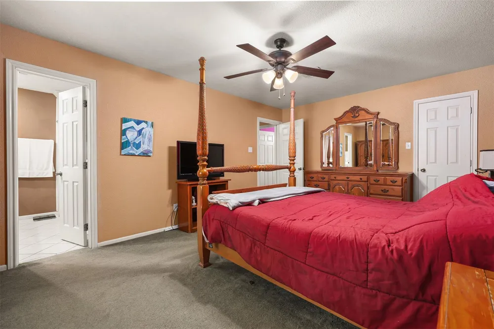 15826 Cavendish Drive Houston, TX 77059