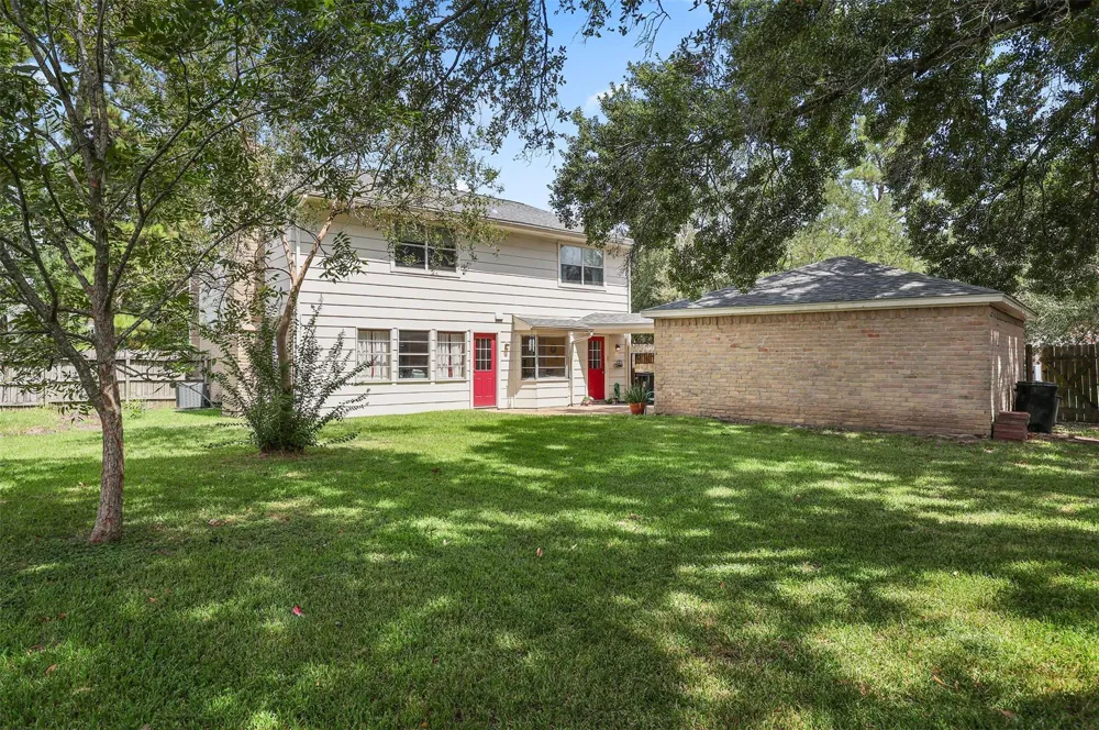 15826 Cavendish Drive Houston, TX 77059