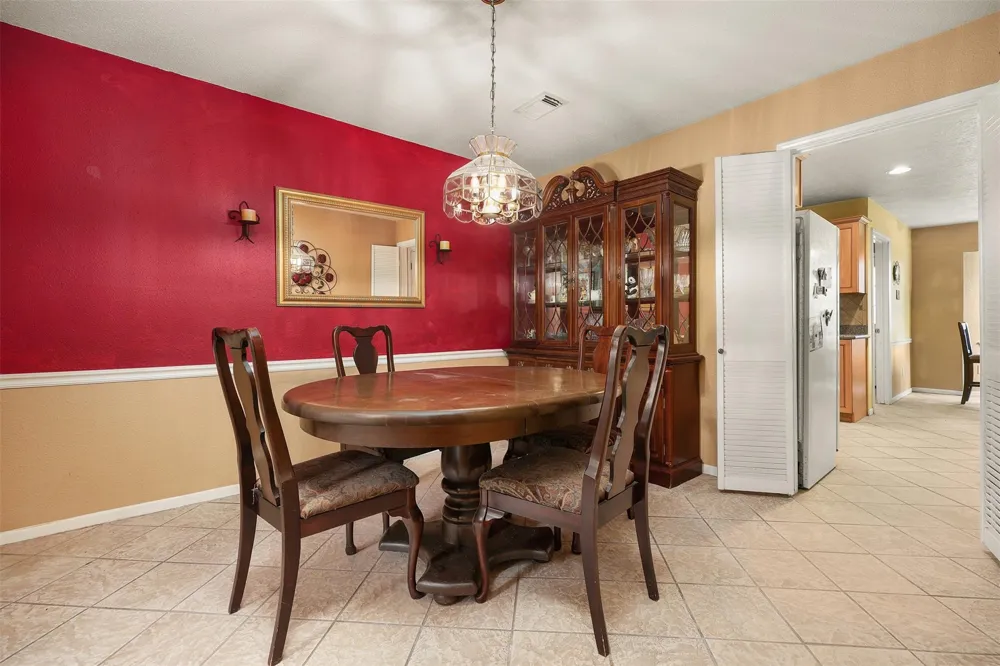 15826 Cavendish Drive Houston, TX 77059