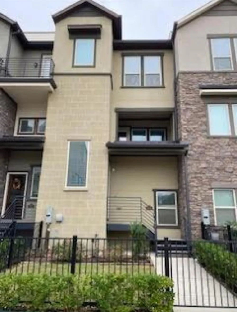 2642 Fountain Key Boulevard Houston, TX 77008
