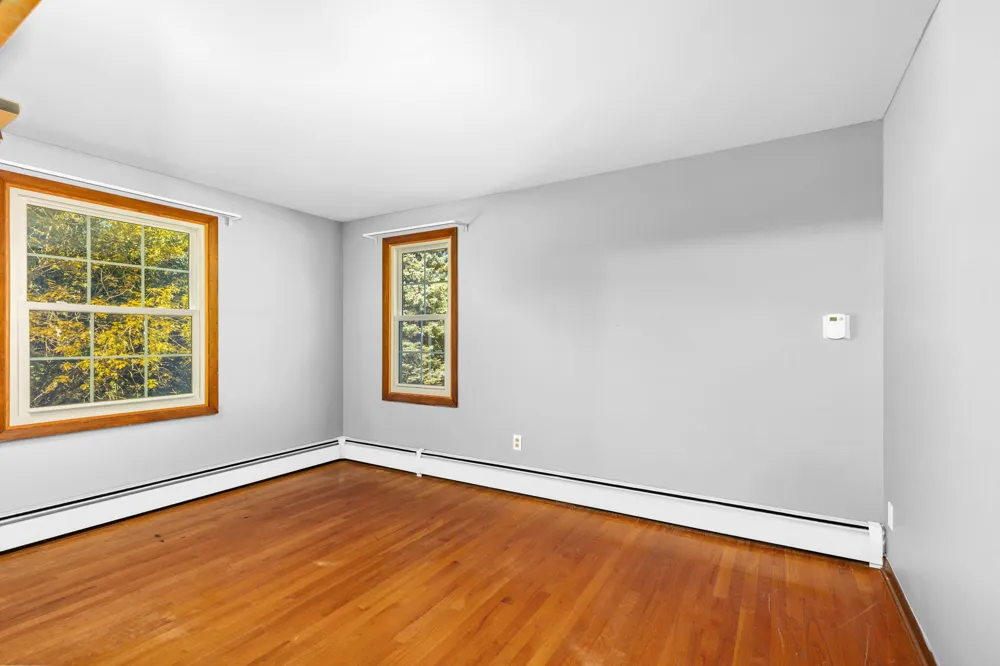 8580 Young Avenue NE Rockford, MI 49341