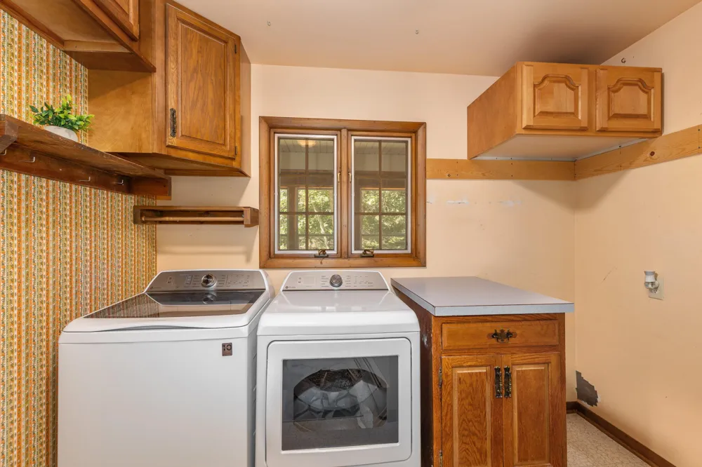 8580 Young Avenue NE Rockford, MI 49341