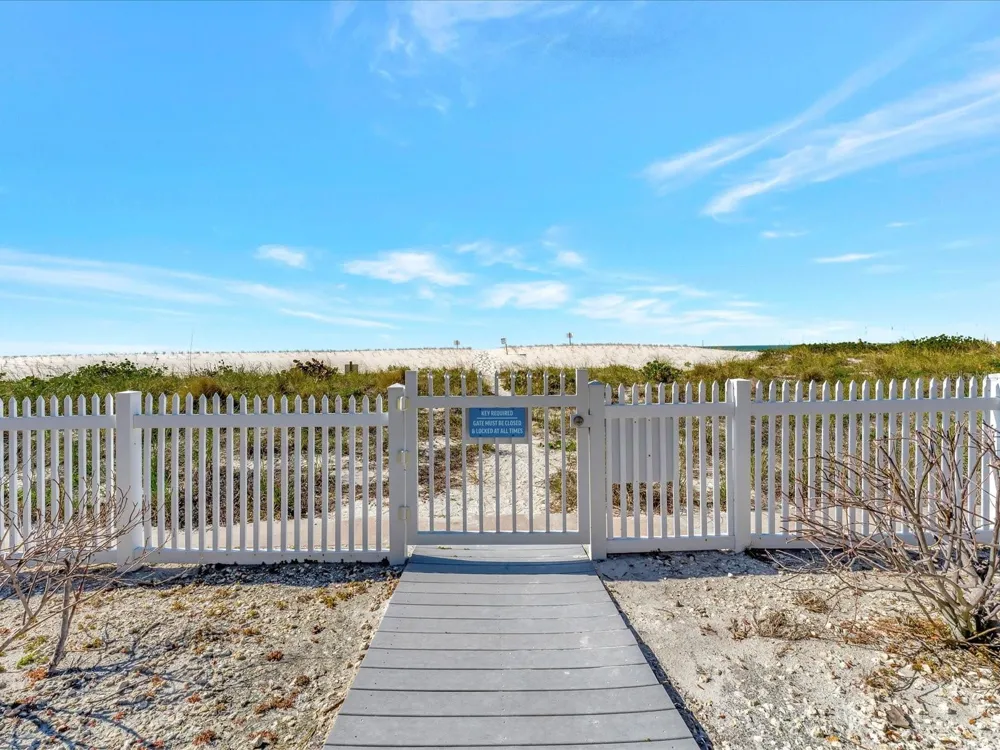1582 GULF BOULEVARD #1203 Clearwater, FL 33767