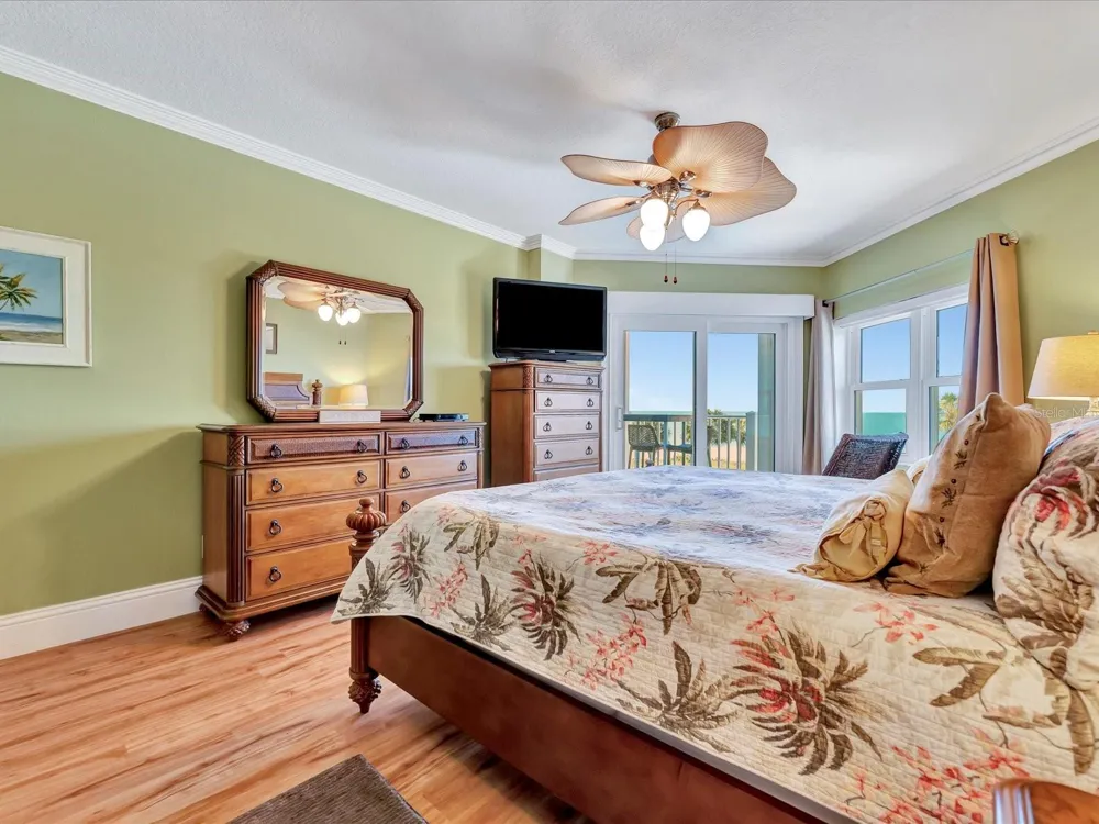 1582 GULF BOULEVARD #1203 Clearwater, FL 33767