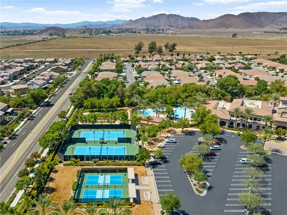 5354 Corte Cercado Hemet, CA 92545