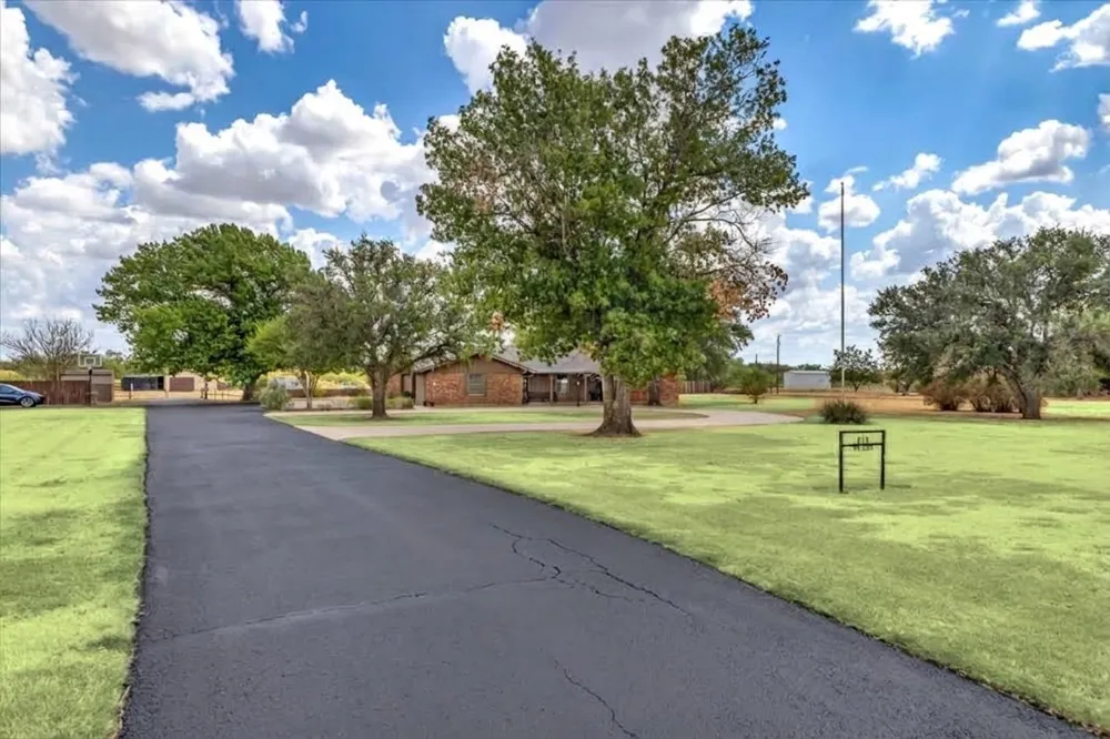 679 FM 3329 Olney, TX 76374