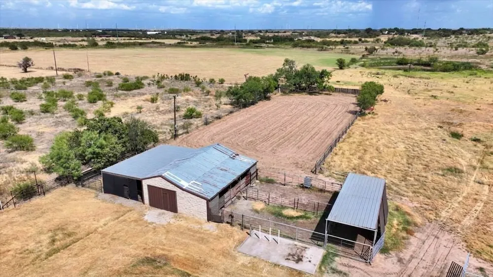 679 FM 3329 Olney, TX 76374