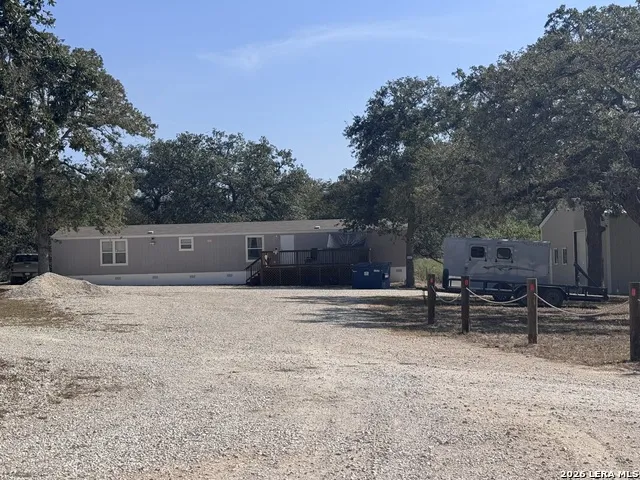 437 Littlehorn #UNIT C Stockdale, TX 78160