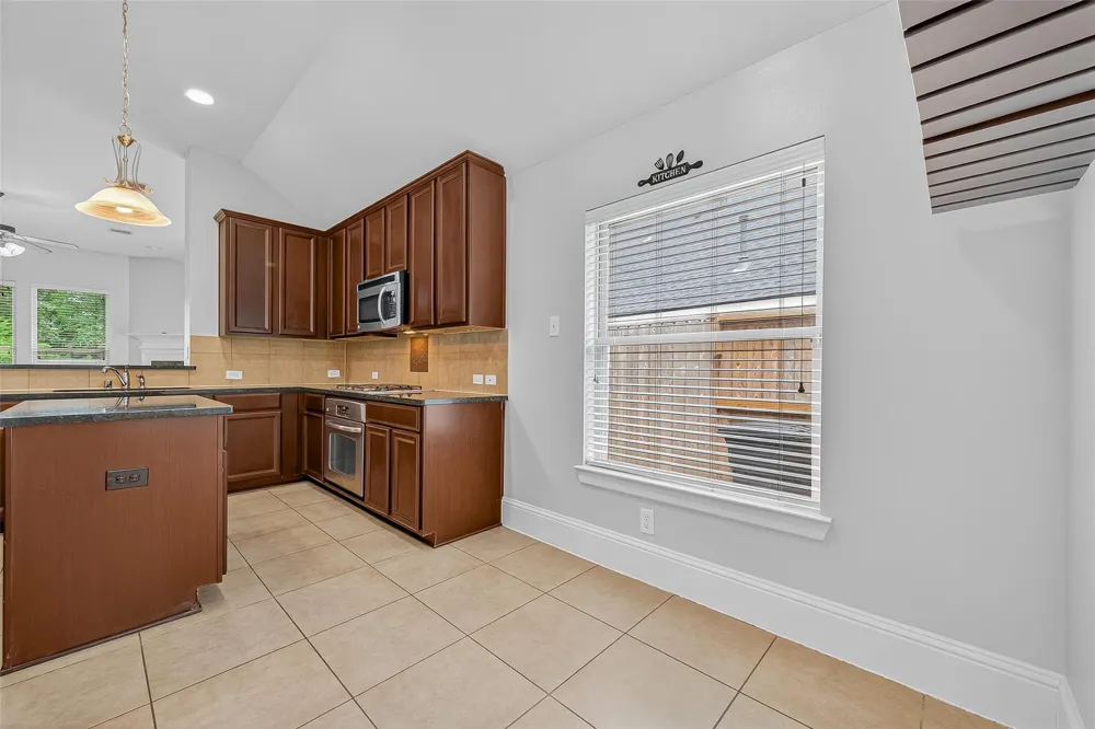 7023 Sanders Hill Lane Humble, TX 77396