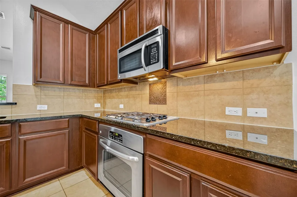 7023 Sanders Hill Lane Humble, TX 77396