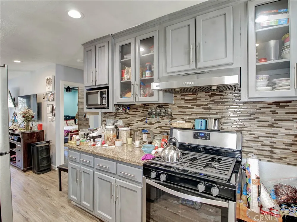518 S Concord Los Angeles, CA 90063