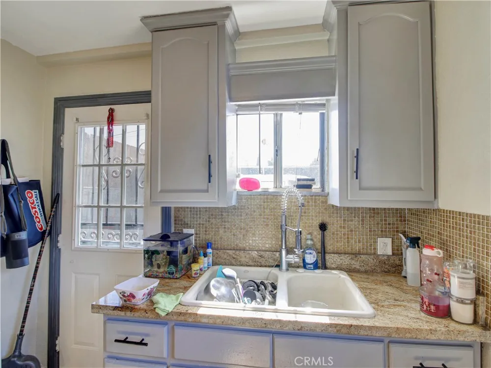 518 S Concord Los Angeles, CA 90063