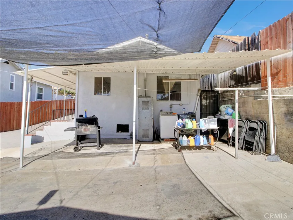 518 S Concord Los Angeles, CA 90063