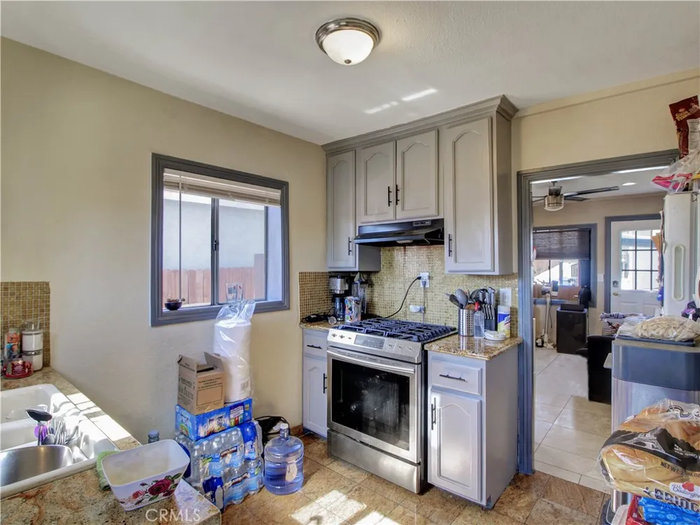 518 S Concord Los Angeles, CA 90063