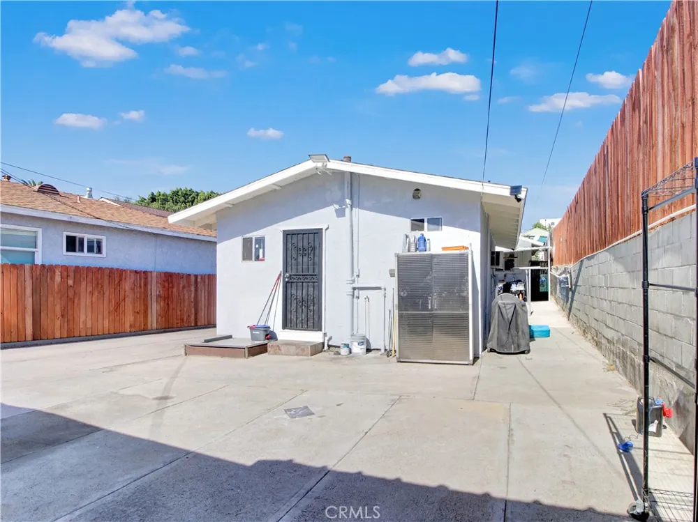 518 S Concord Los Angeles, CA 90063