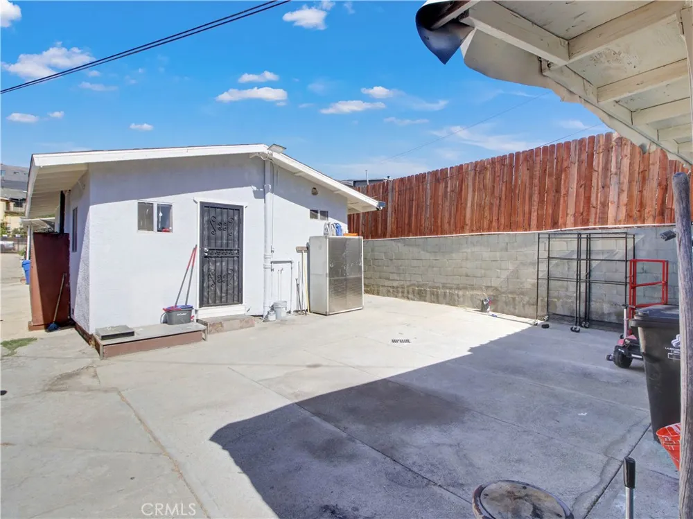 518 S Concord Los Angeles, CA 90063