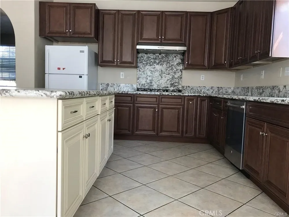 12717 Burbank Corona, CA 92880
