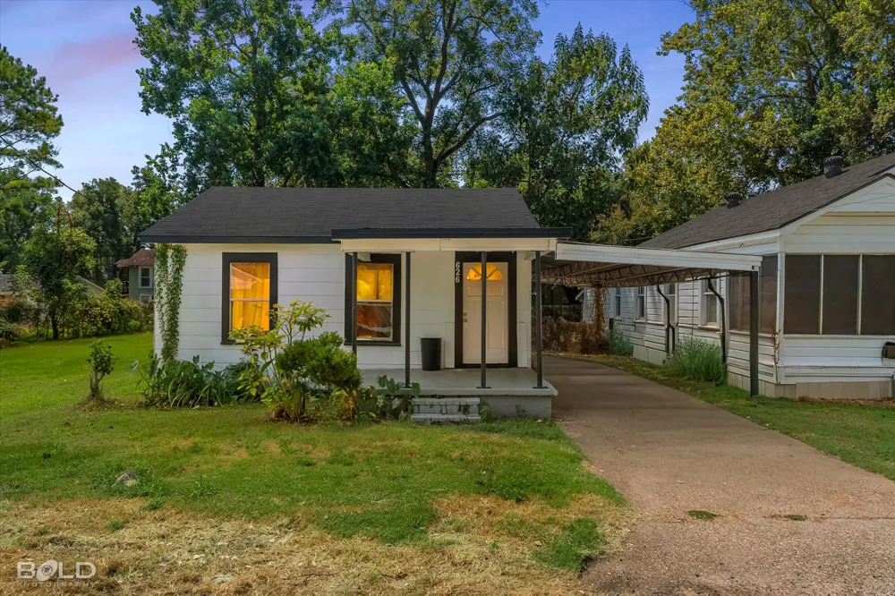 626 Joannes Street Bossier City, LA 71111