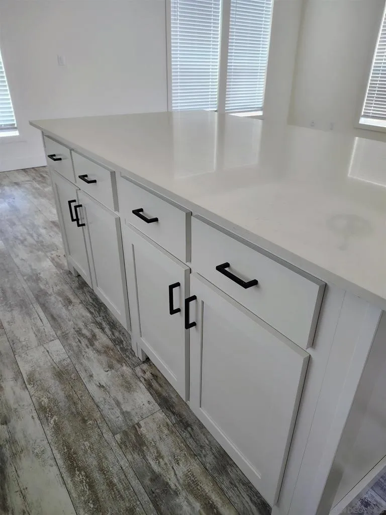 9441 Domer Rd Santee, CA 92071