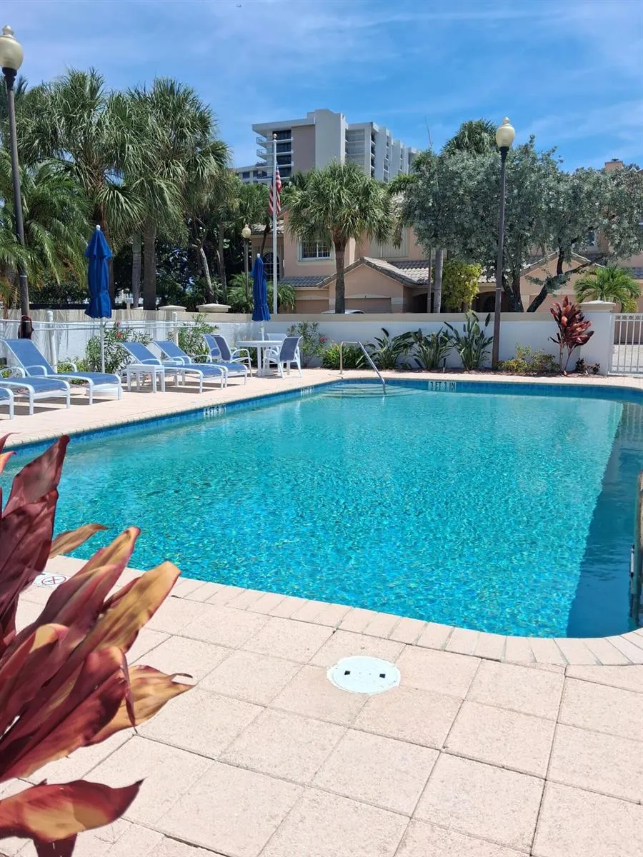 1717 S Ocean Boulevard #21 Pompano Beach, FL 33062