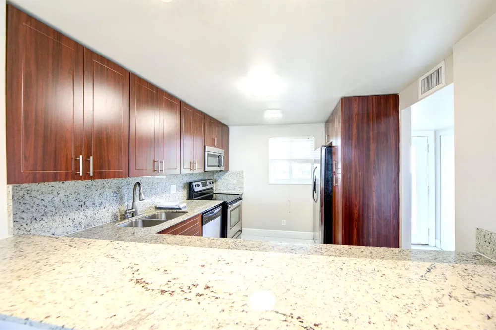 601 Ocean Boulevard 