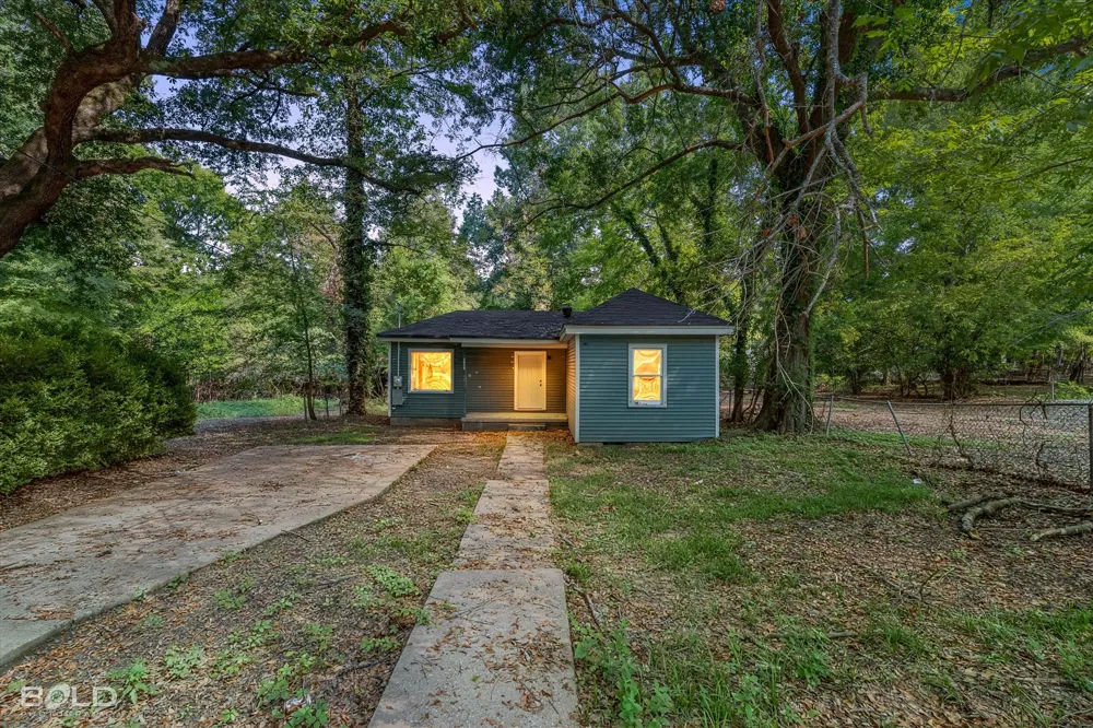 3826 Huston Street Shreveport, LA 71109