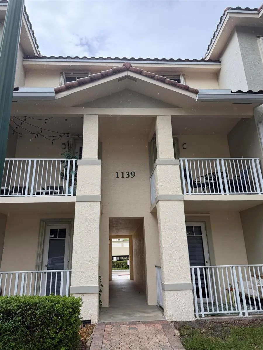 1139 TOWN CENTER DRIVE #25 Jupiter, FL 33458