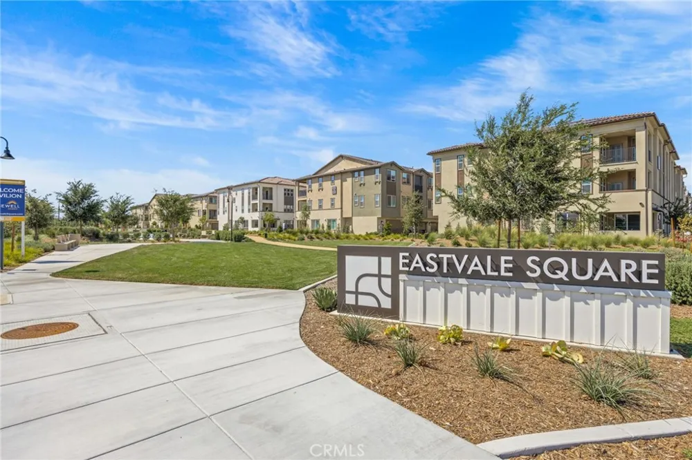 12930 Lassen Drive #103 Eastvale, CA 92880