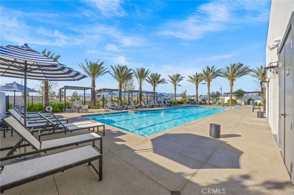 12930 Lassen Drive #103 Eastvale, CA 92880