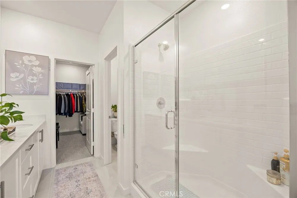 12930 Lassen Drive #103 Eastvale, CA 92880