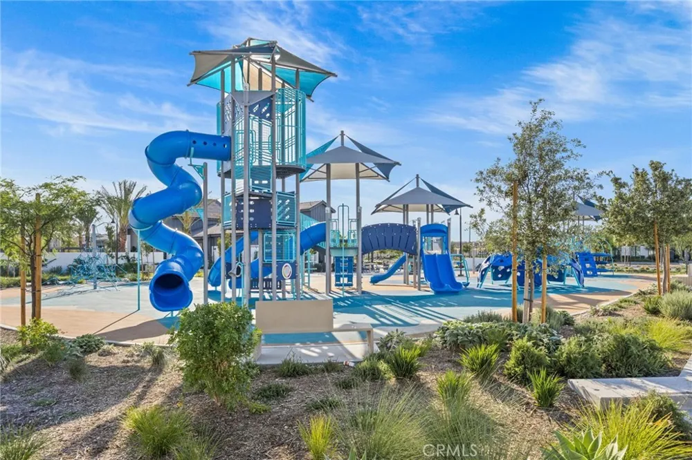 12930 Lassen Drive #103 Eastvale, CA 92880