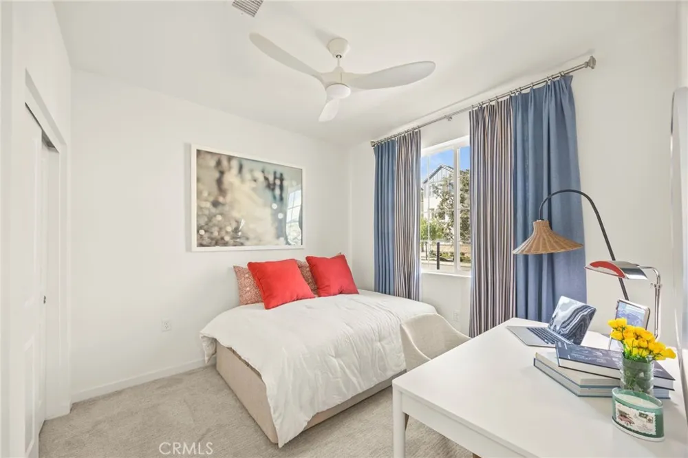 12930 Lassen Drive #103 Eastvale, CA 92880