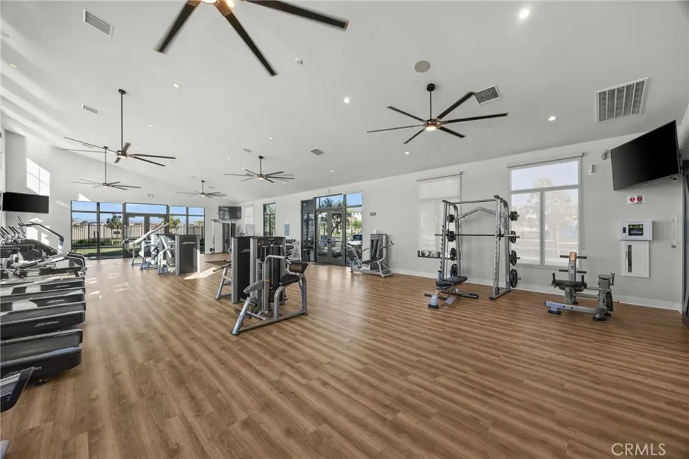 12930 Lassen Drive #103 Eastvale, CA 92880