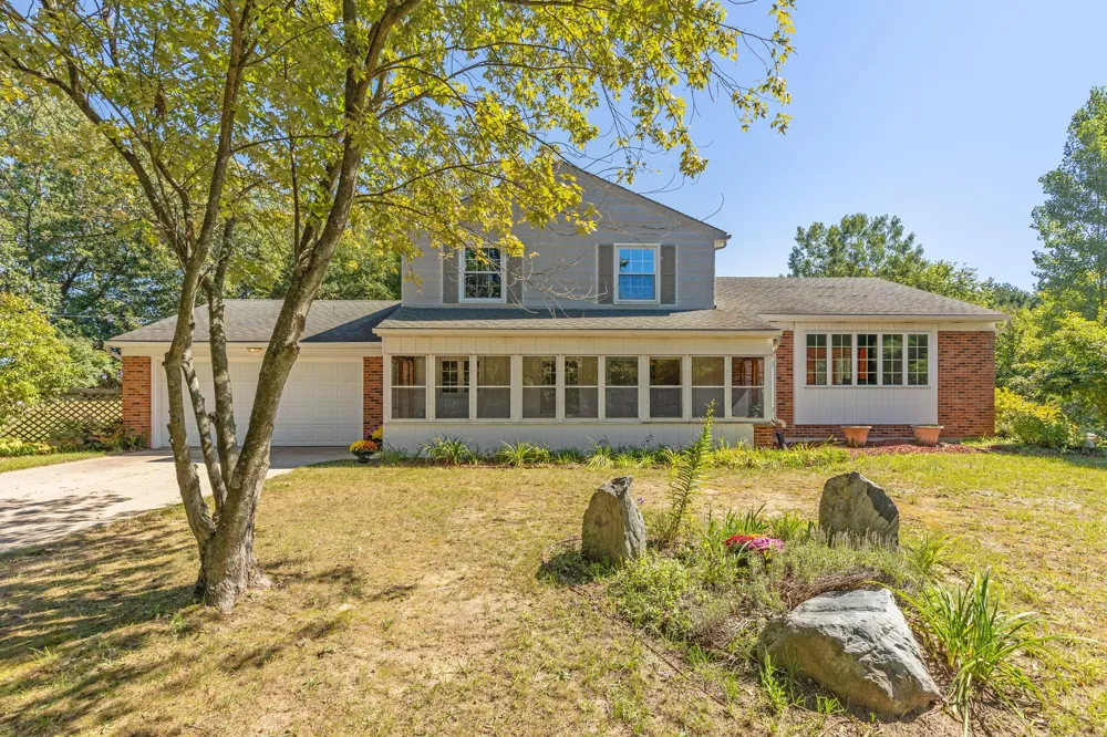8580 Young Avenue NE Courtland Township, MI 49341