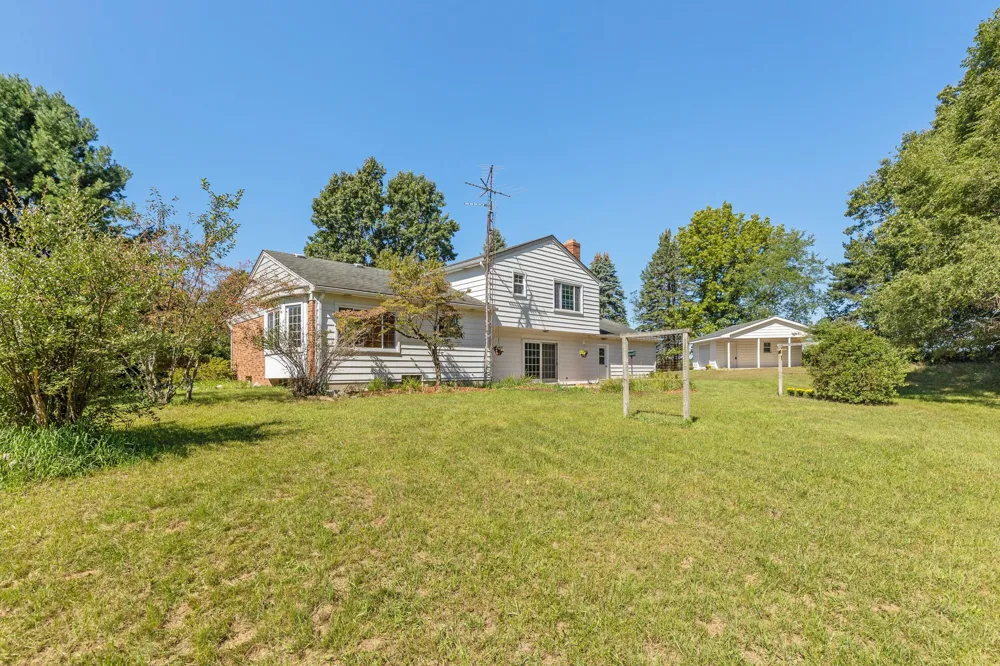 8580 Young Avenue NE Courtland Township, MI 49341