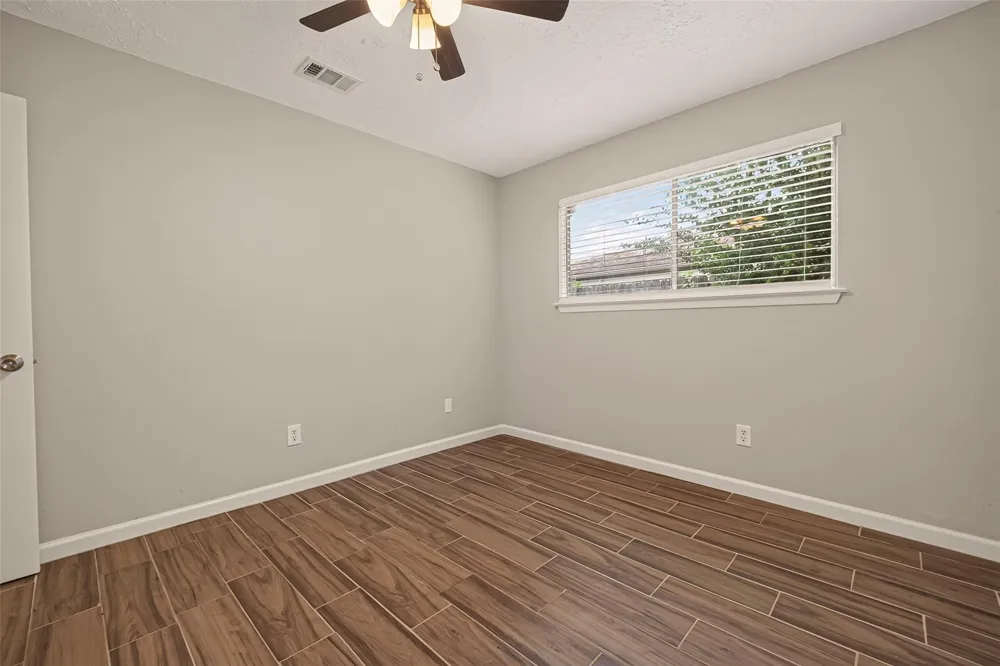 10914 Berry Tree Drive Houston, TX 77064