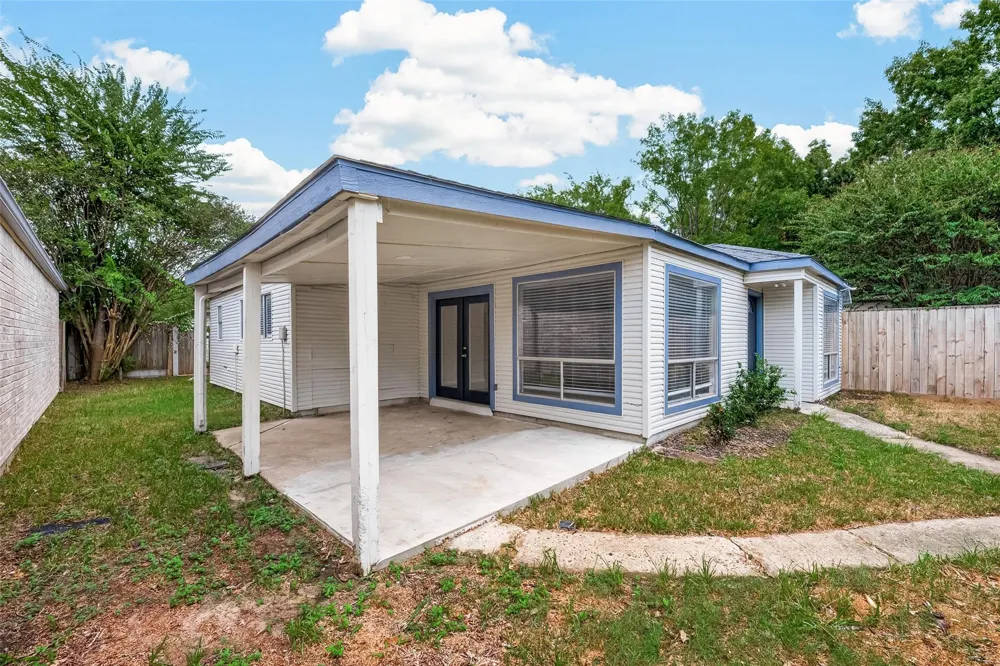 10914 Berry Tree Drive Houston, TX 77064