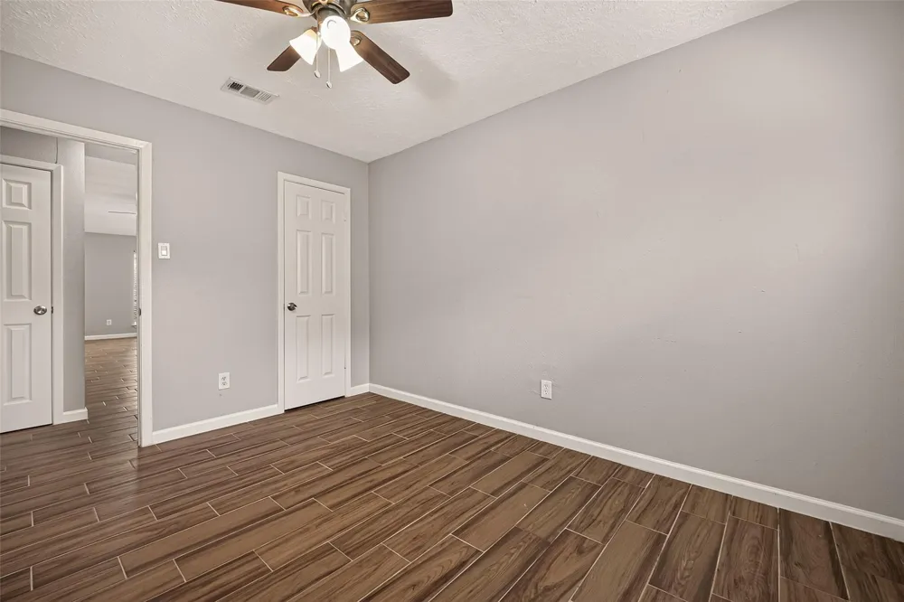 10914 Berry Tree Drive Houston, TX 77064