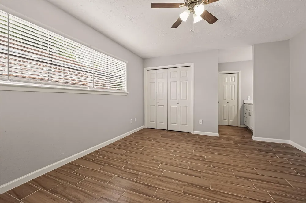 10914 Berry Tree Drive Houston, TX 77064