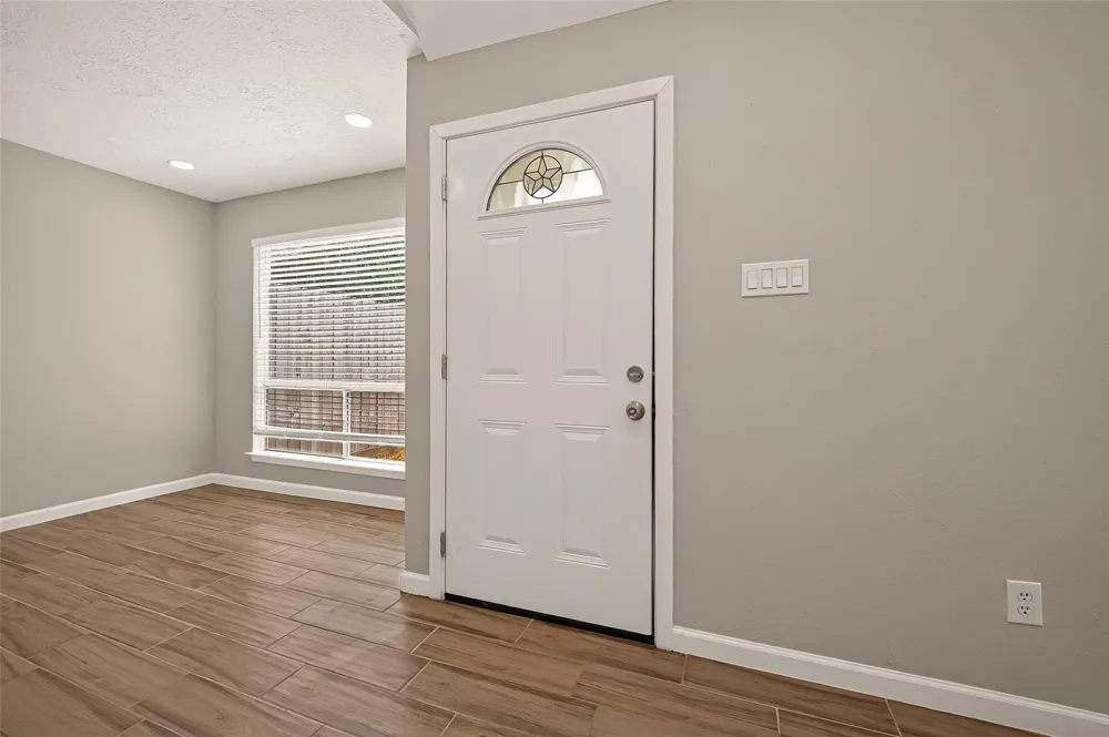10914 Berry Tree Drive Houston, TX 77064